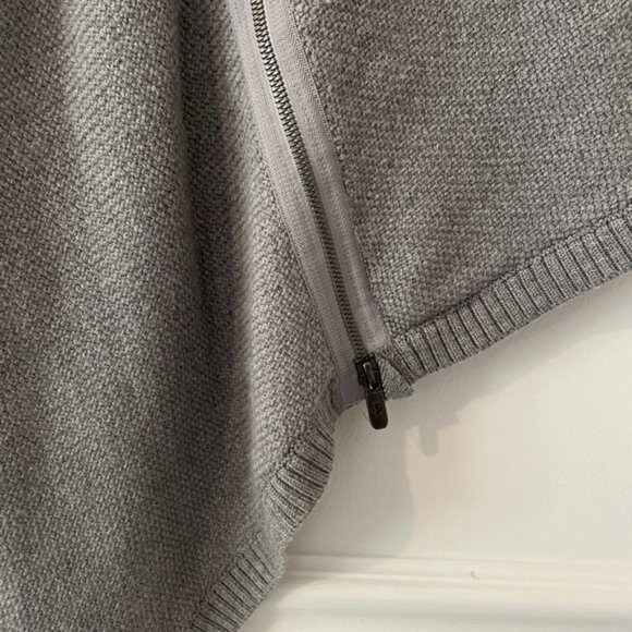 Lululemon Sweater On The Go Poncho Women's One Size Merino Wool Asymmetric Zip - Picture 6 of 10